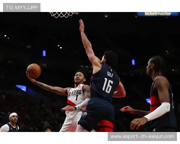 人主场取得惊险胜利，西蒙斯表现抢眼，西蒙斯视频集锦