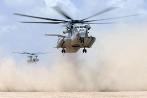 开云体育入口-亚历克斯·格林伍德在关键时刻的防守反击为袋鼠队创造反攻机会