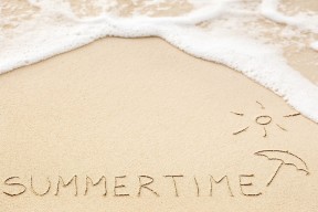 开云体育APP下载-国际热身赛U23国足战平 球迷呼吁大胆变阵，2020国足热身赛