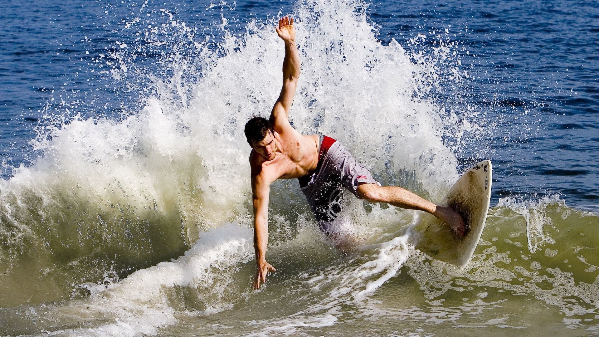 全国柔道冠军赛男子81公斤级，新锐选手轻松进入决赛，柔道比赛2021